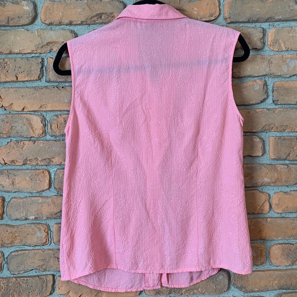 3 for $20 or offers open! Small SilkLand Pink Button Down Shirt office work - Picture 3 of 5